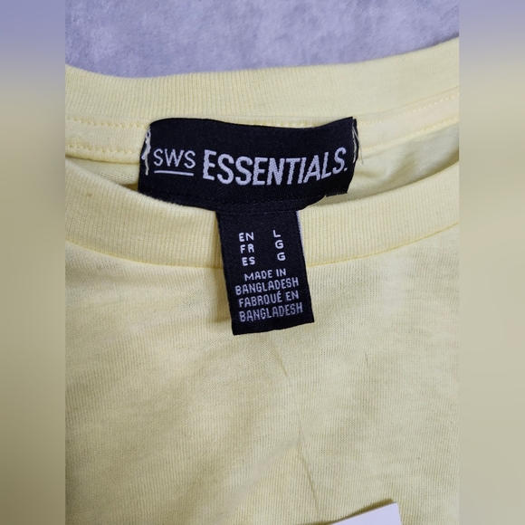SWS ESSTENTIALS Boxy cropped tees - Picture 2 of 8